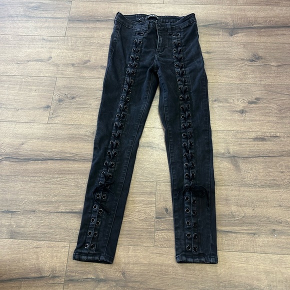NEON BLONDE TIE ME UP JEANS in washed black in size 28 - Picture 7 of 10